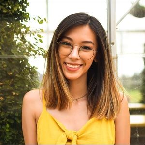 Meet your Posher, Krystal